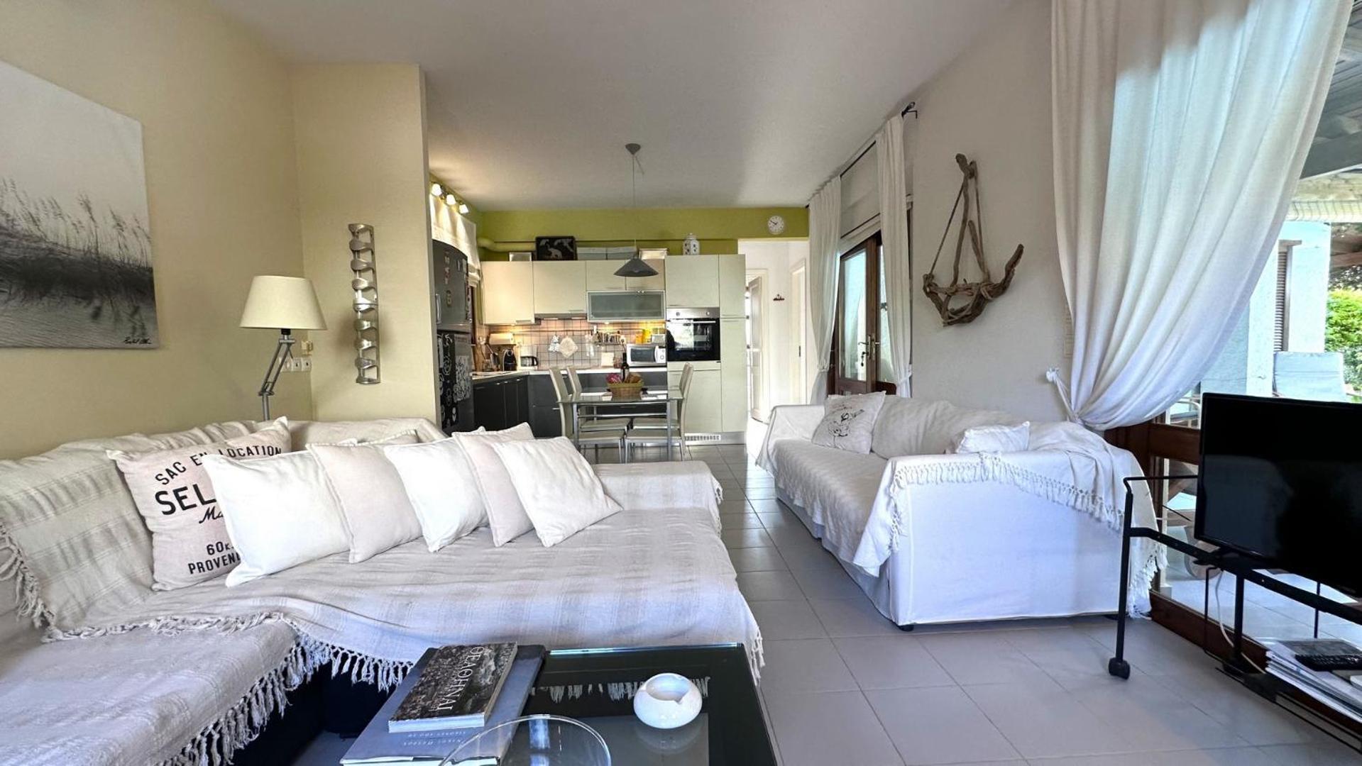 Villa Amy With A Pool In Porto Hydra By Goutos Properties Thermisía 외부 사진
