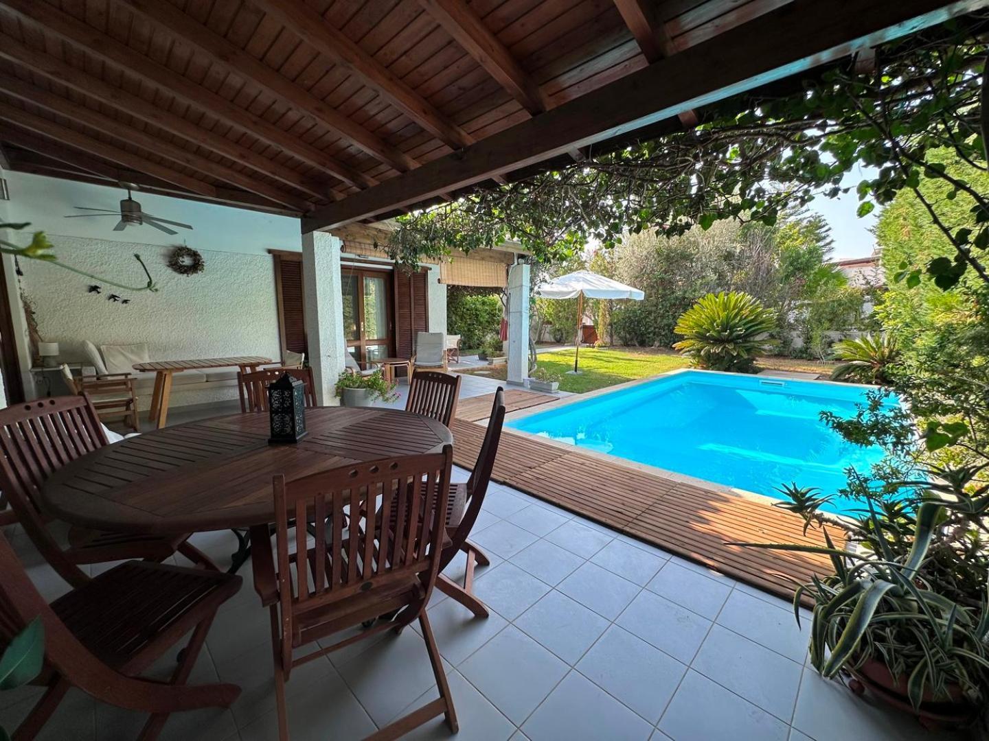 Villa Amy With A Pool In Porto Hydra By Goutos Properties Thermisía 외부 사진